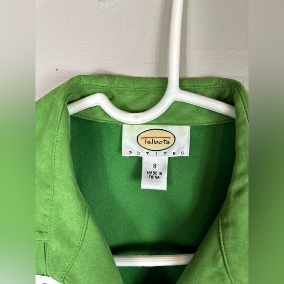 Talbots petites small 18-1/2 p2p 23-1/2 length green feels like velvet preowned - Picture 4 of 7
